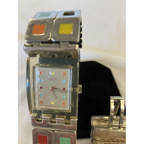 334 - A Swatch and Quartz watches.
