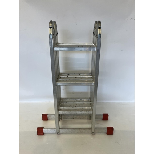 369 - Aluminum ladder.