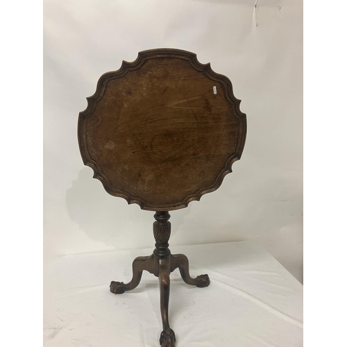 96 - Antique mahogany pie crust top wine table raised on tripod support, good colour. Diameter 60cm.