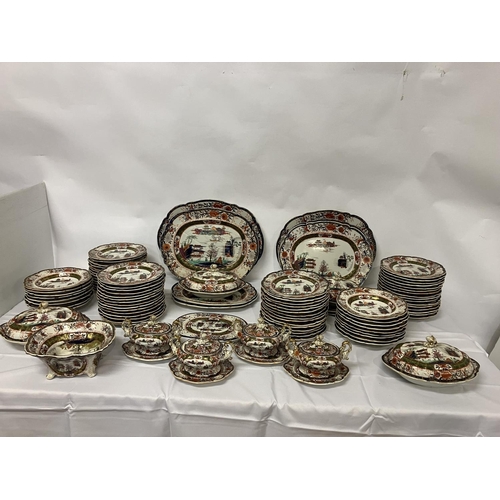 144 - A large antique Mason's ironstone dinner service in the Chinese style. Over 100 pieces.