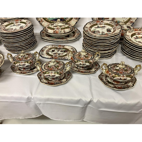 144 - A large antique Mason's ironstone dinner service in the Chinese style. Over 100 pieces.