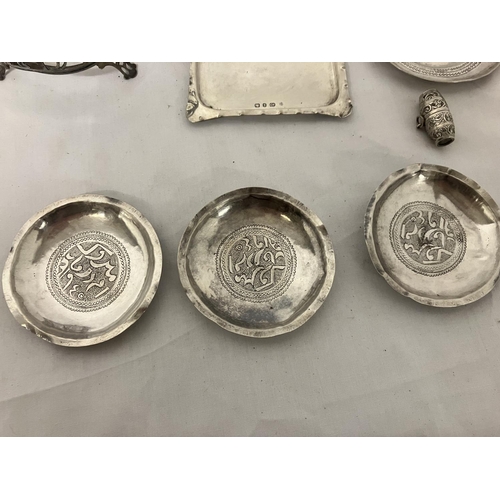 177 - Mixed lot of silverware - pierced silver dish holder, London 1931, 3 troy ozs; small silver snuff bo... 