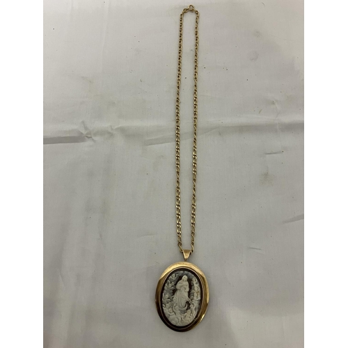 204 - 9ct gold cameo and chain.