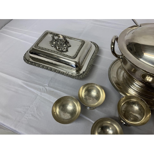 208 - A good lot of hotel plated ware to include a large tureen with lid, ladle and base plate, engraved O... 