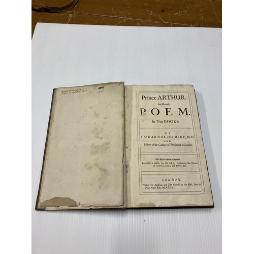 372 - Lot of books - Prince Arthur, Poem in 10 books, early printing 1696; Poetical Works of Thomas Gray; ... 