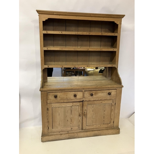 70 - Old Irish pine kitchen dresser having 3 shelves and the base fitted with drawers and cupboards. H. 2... 