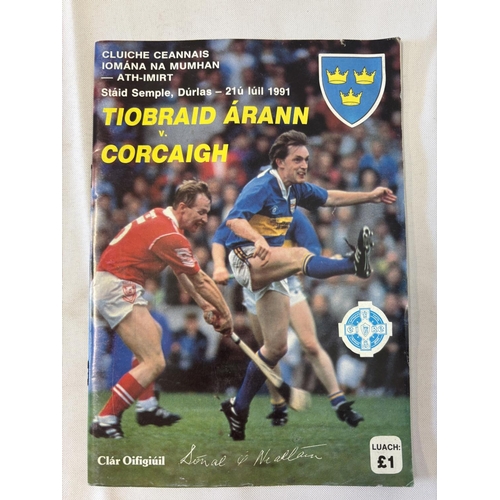 155 - Quantity of programmes - Munster Hurling Championship dating from the 40's on, see photos.