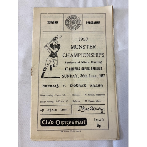 155 - Quantity of programmes - Munster Hurling Championship dating from the 40's on, see photos.