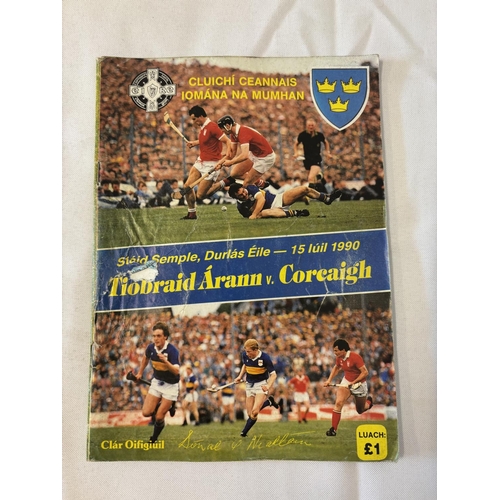 155 - Quantity of programmes - Munster Hurling Championship dating from the 40's on, see photos.