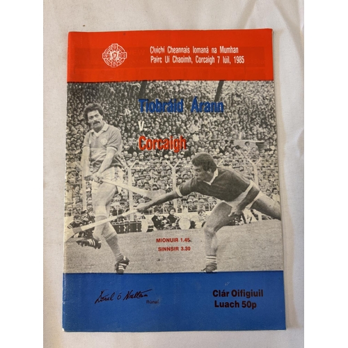 155 - Quantity of programmes - Munster Hurling Championship dating from the 40's on, see photos.