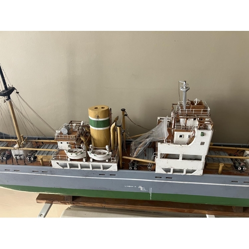 286 - A good and well detailed ships model of the Irish Hazel. W. 170cm.