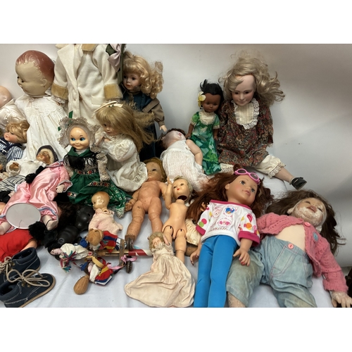Collection of dolls.