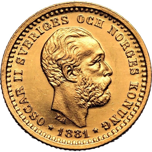 122 - SWEDEN. Oscar II, 1872-1907. Gold 5 kronor, 1881 EB. Stockholm. Bare head facing right, date and sta... 