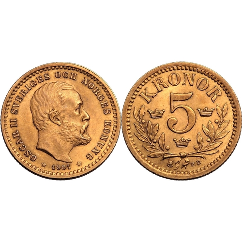 136 - SWEDEN. Oscar II, 1872-1907. Gold 5 kronor, 1901 EB. Stockholm. Bare head facing right, date and sta... 