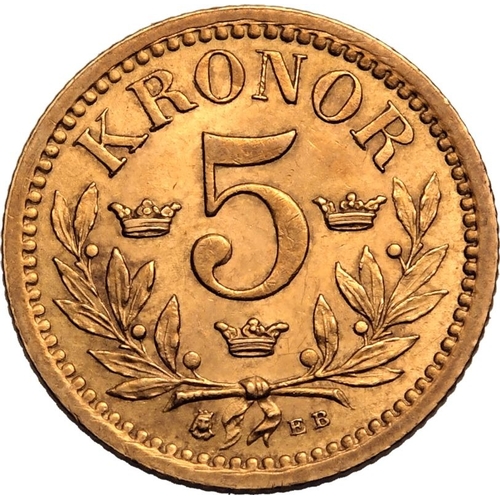 136 - SWEDEN. Oscar II, 1872-1907. Gold 5 kronor, 1901 EB. Stockholm. Bare head facing right, date and sta... 