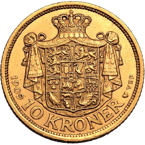 32 - DENMARK. Frederik VIII. Gold 10 kroner, 1909 VBP GJ. Copenhagen. Bust of Frederik VIII facing left, ... 