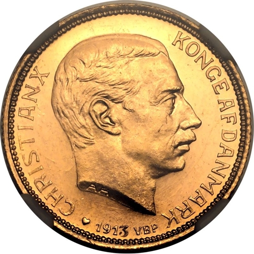 36 - DENMARK. Christian X. Gold 20 kroner, 1913 AH. Copenhagen. Obv: The bust of Christian X facing right... 