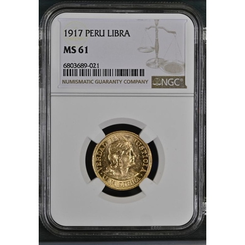 97 - PERU. Gold 1 libra, 1917. Lima. Wreath around coat of arms with legend around, date below; "REP... 