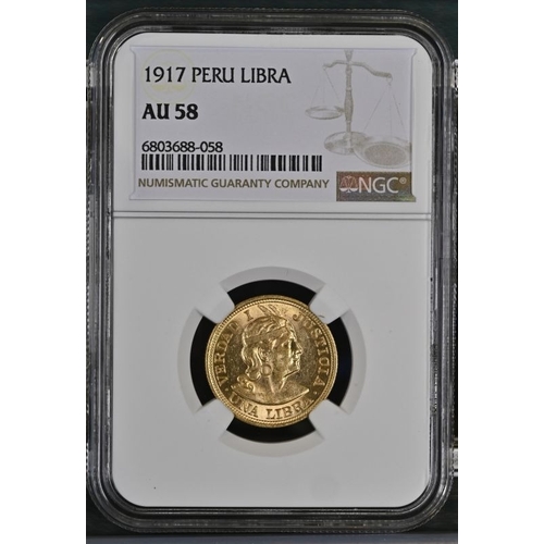 99 - PERU. Gold 1 libra, 1917. Lima. Wreath around coat of arms with legend around, date below; "REP... 