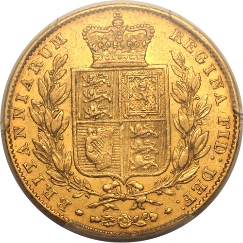 28 - UNITED KINGDOM. Victoria, 1837-1901. Gold Sovereign, 1839. London. First young head of Victoria faci... 
