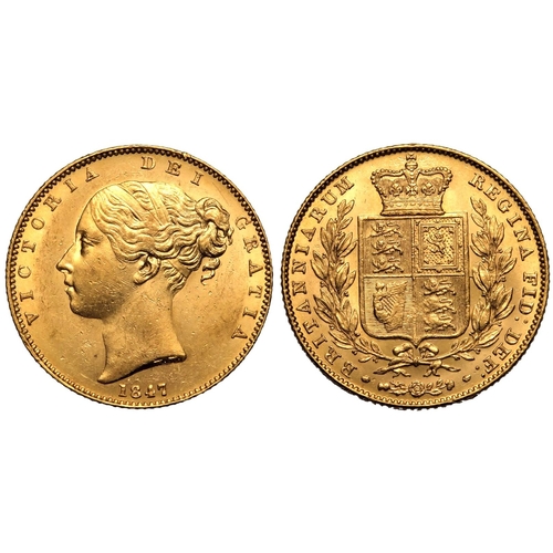 31 - UNITED KINGDOM. Victoria, 1837-1901. Gold Sovereign, 1847. London. First young head of Victoria faci... 