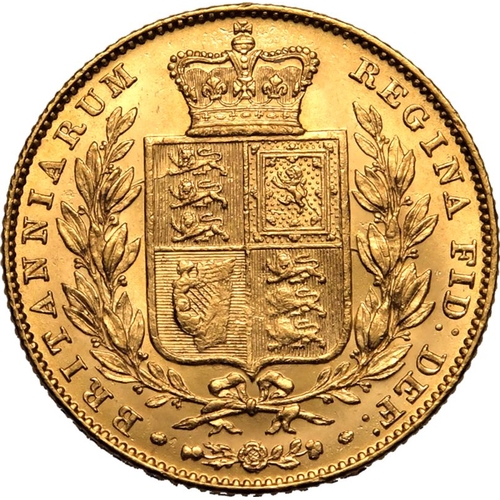 31 - UNITED KINGDOM. Victoria, 1837-1901. Gold Sovereign, 1847. London. First young head of Victoria faci... 