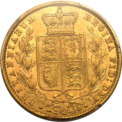 36 - UNITED KINGDOM. Victoria, 1837-1901. Gold Sovereign, 1862. London. F over inverted A. Second young h... 