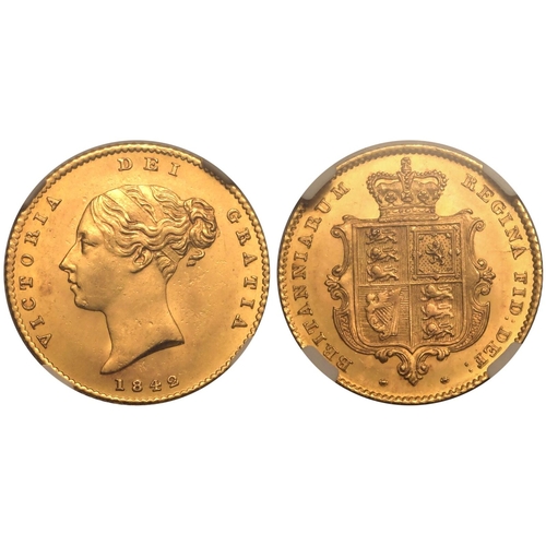 52 - UNITED KINGDOM. Victoria, 1837-1901. Gold Half-Sovereign, 1842. London. First small young head of Vi... 