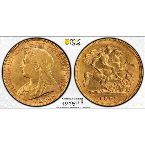 61 - UNITED KINGDOM. Victoria, 1837-1901. Gold Half-Sovereign, 1897. London. Older crowned and veiled bus... 