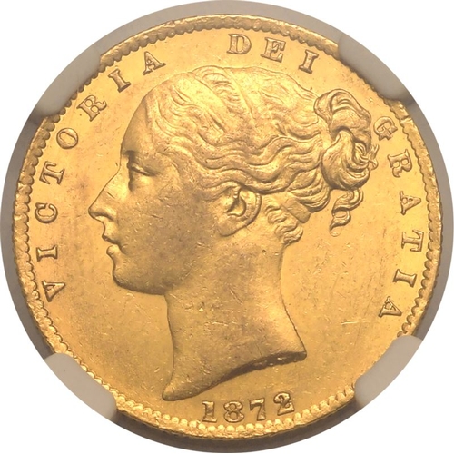 66 - AUSTRALIA. Victoria, 1837-1901. Gold Sovereign, 1872 M. Melbourne. Shield. With the Melbourne mint j... 