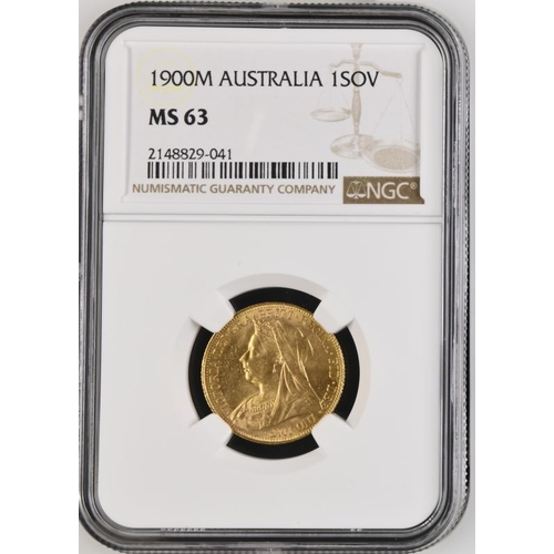 69 - AUSTRALIA. Victoria, 1837-1901. Gold sovereign, 1900 M. Melbourne. Old, veiled bust left, T.B. below... 