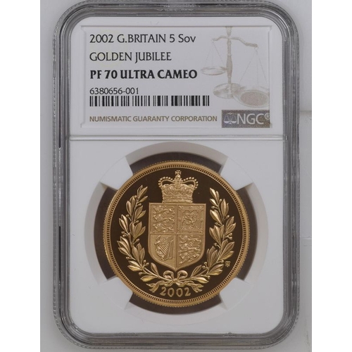 98 - UNITED KINGDOM. Elizabeth II, 1952-2022. Gold 5 pounds (5 sovereigns), 2002. Royal Mint. Proof. Comm... 