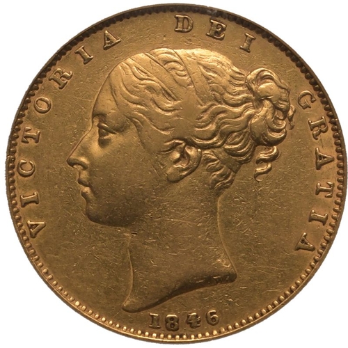 47 - UNITED KINGDOM. Victoria, 1837-1901. Gold Sovereign, 1846. London. 4 over inverted 4. First young he... 