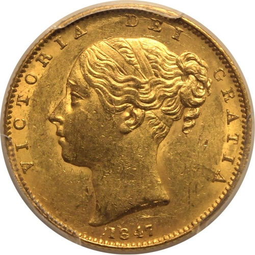 50 - UNITED KINGDOM. Victoria, 1837-1901. Gold Sovereign, 1847. London. First young head of Victoria faci... 