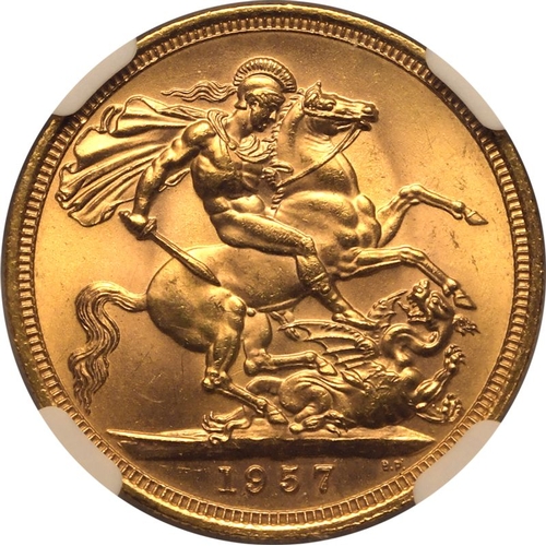 120 - MS 66 | UNITED KINGDOM. Elizabeth II, 1952-2022. Gold Sovereign, 1957. Royal Mint. First, laureate h... 