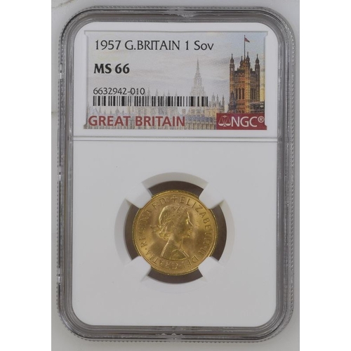 120 - MS 66 | UNITED KINGDOM. Elizabeth II, 1952-2022. Gold Sovereign, 1957. Royal Mint. First, laureate h... 