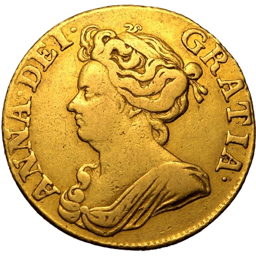 17 - About fine | GREAT BRITAIN. Anne, 1702-14. Gold Guinea, 1710. London. Third draped bust of Queen Ann... 