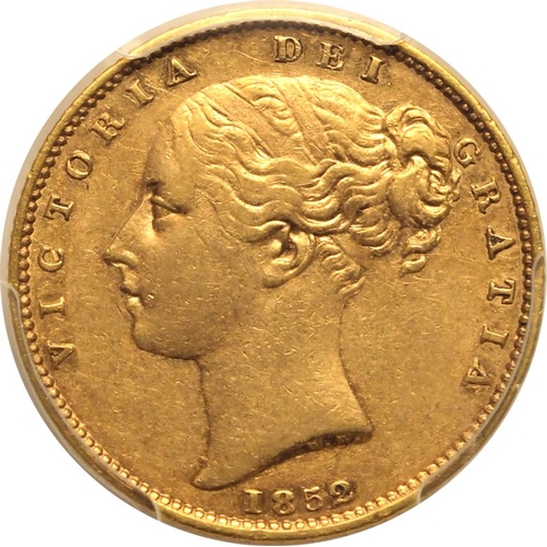 71 - AU53  | UNITED KINGDOM. Victoria, 1837-1901. Gold Sovereign, 1852. London. 1 over inverted 1. Second... 