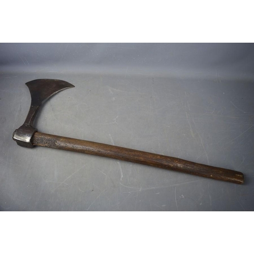 308 - A 17th century axe possibly a executioners axe