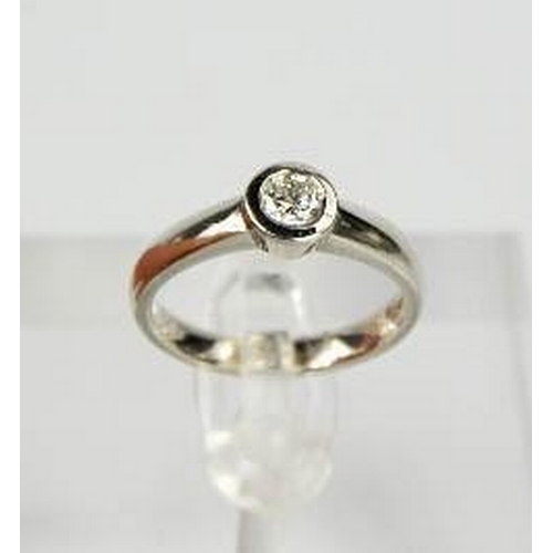 92 - A platinum and diamond solitaire ring, the diamond approximately 0.35ct, size L½, 6.2g.