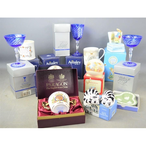 108 - A group of Aynsley, Paragon, Cristal D'Arques and Royal Worcester boxed ceramics and crystal to incl... 