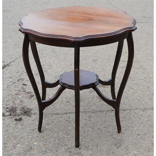 553 - A Mahogany occasional table