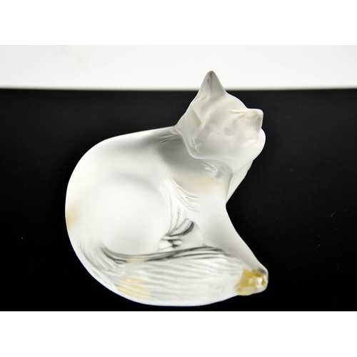 36 - A Rene Lalique glass seated cat, 6cms tall