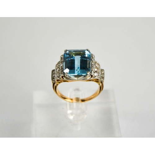 43 - A gold, platinum, aquamarine and diamond ring, the rectangular cut aquamarine approximately 9cts, fl... 