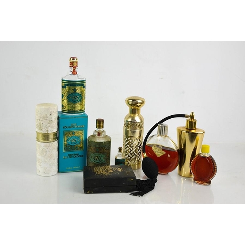 494 - A group of vintage perfume bottles, including some full examples, and No.4711 Echt Kolnisch Wasser E... 