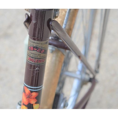 501 - A vintage Raleigh Misty bicycle