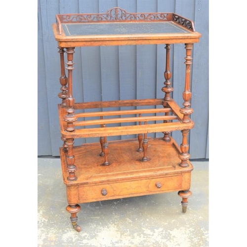 Lot 587       