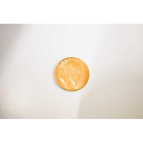 45 - An Edward VII full gold sovereign dated 1910.