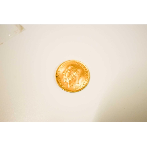 59 - A George V full gold sovereign dated 1912.