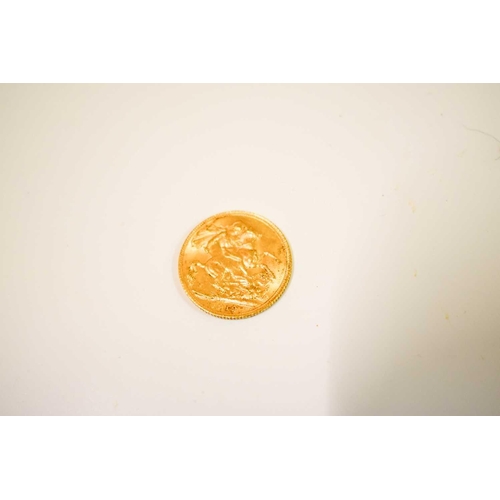 59 - A George V full gold sovereign dated 1912.